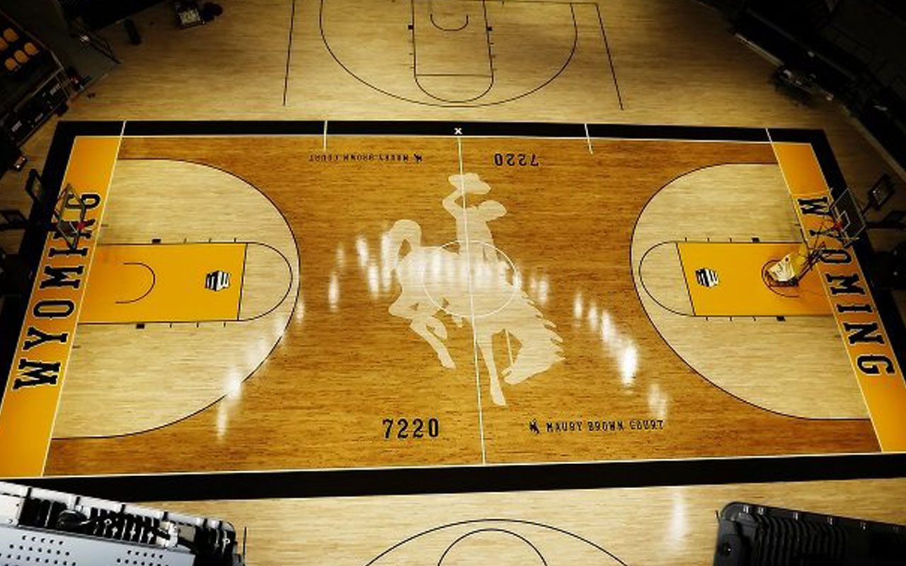 Robbins Classic floor installed for legendary Lakers - Robbins